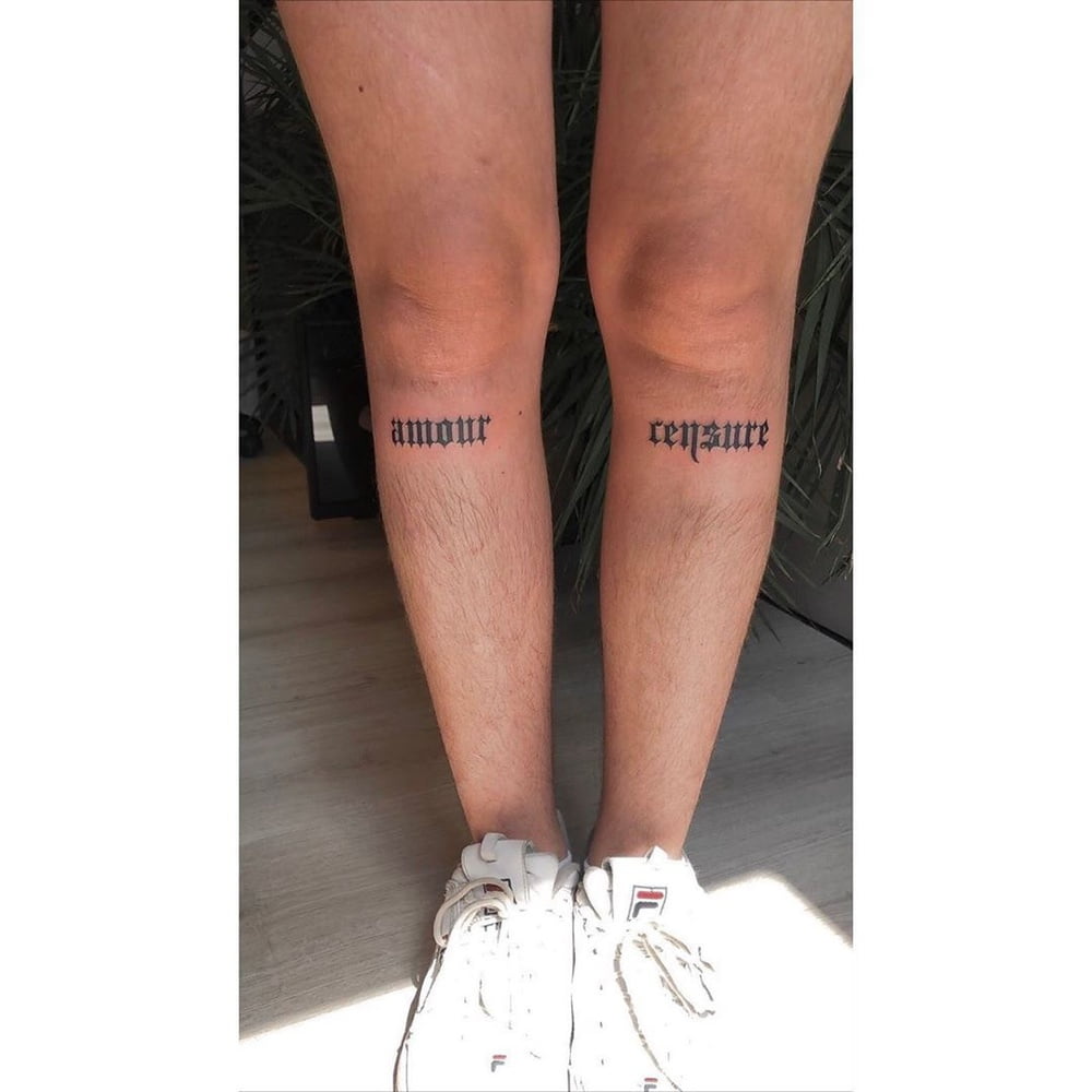 Feministe francaise s'exhibe sur insta
 #80356301