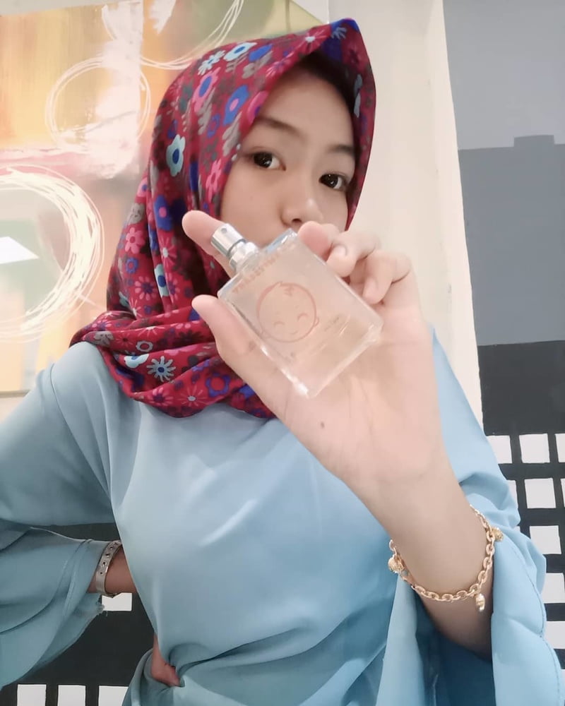 インドネシアのヒジャーブ 1
 #100629875