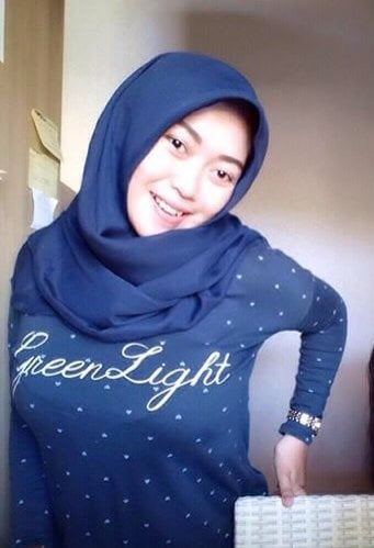 Indonesian Hijaber 1 #100629883
