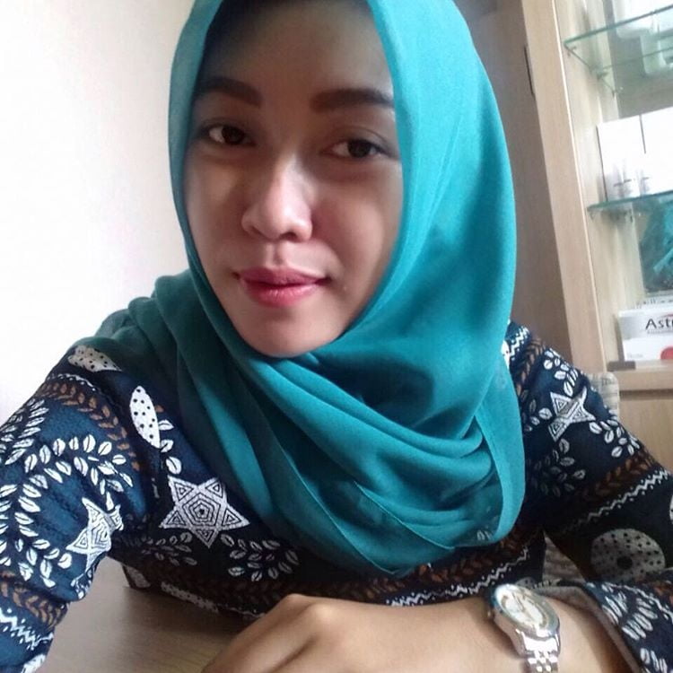 Indonesian Hijaber 1 #100629889