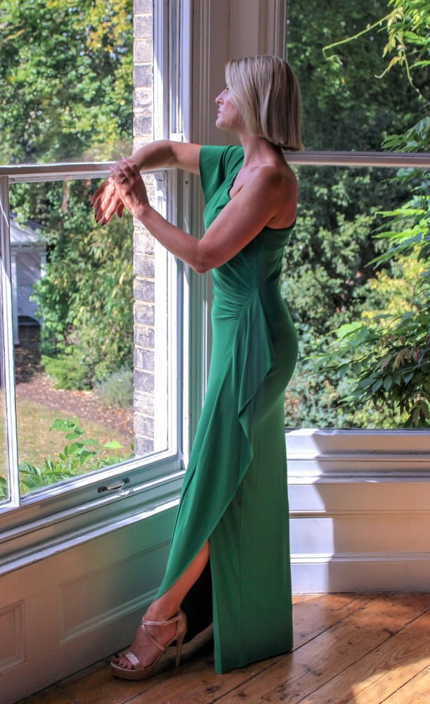 Kerry, sexy uk milf, pure Perfektion
 #89560400