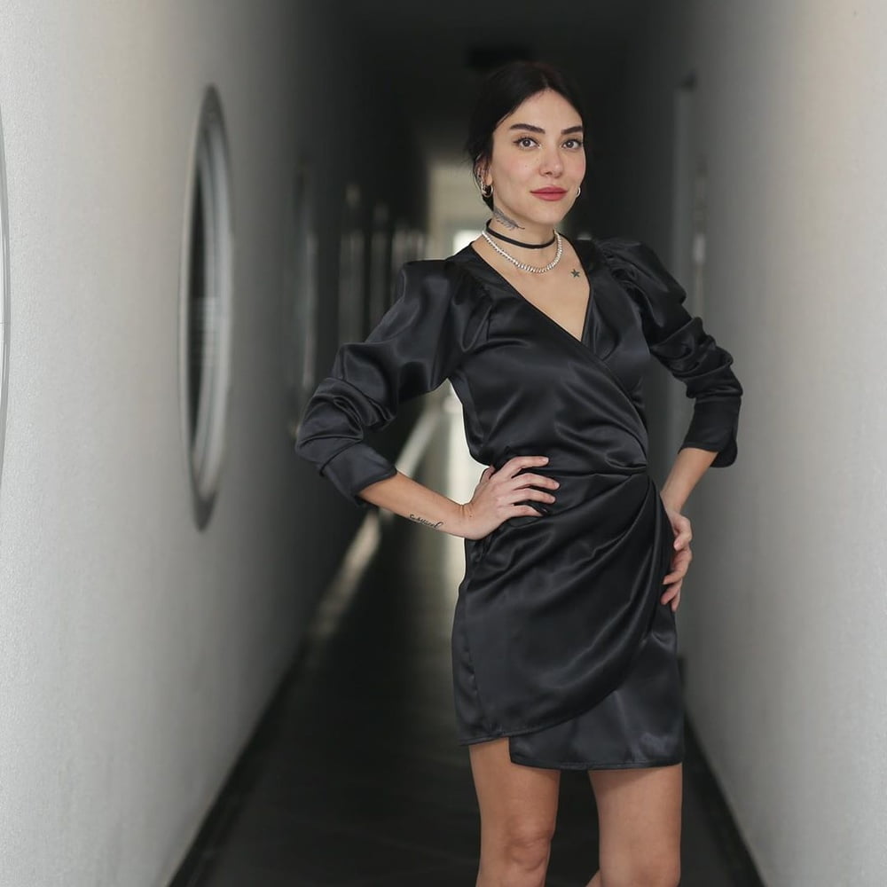 Sexy türkische Bloggerin Pisimel
 #99890855