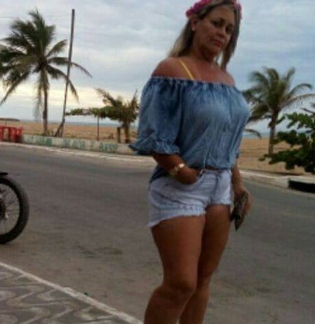 MILF JELZA #105752298
