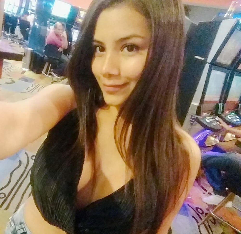 Nicole, Peru #92138432