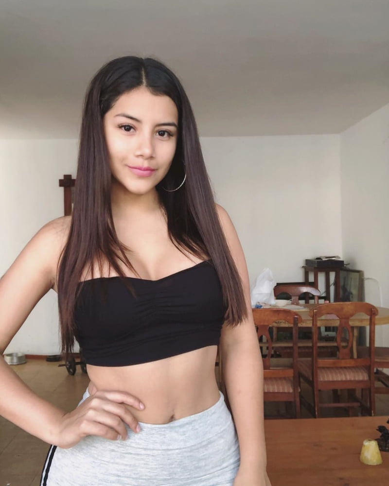 Nicole, Peru #92138466