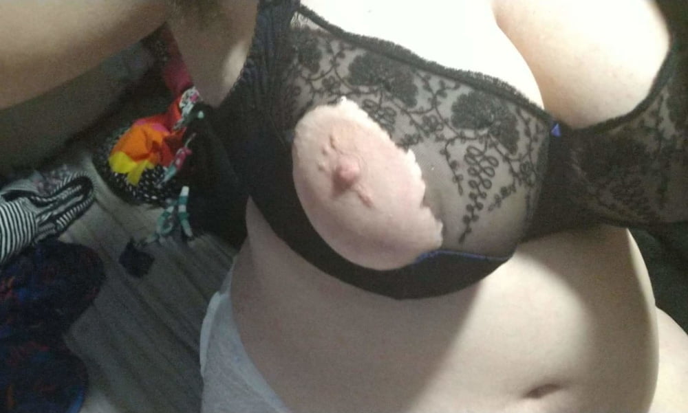 Exposed Webslut #92818300