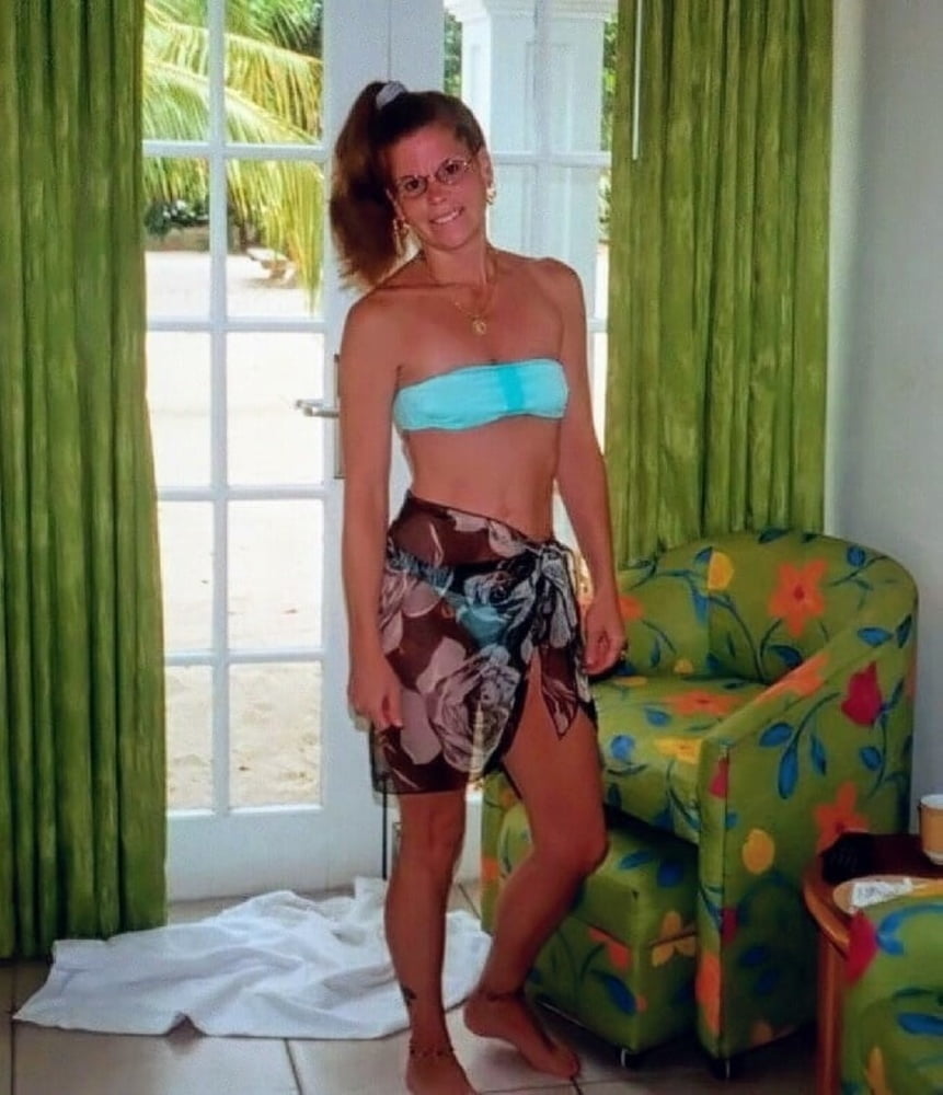 Exposed webslut #90181235