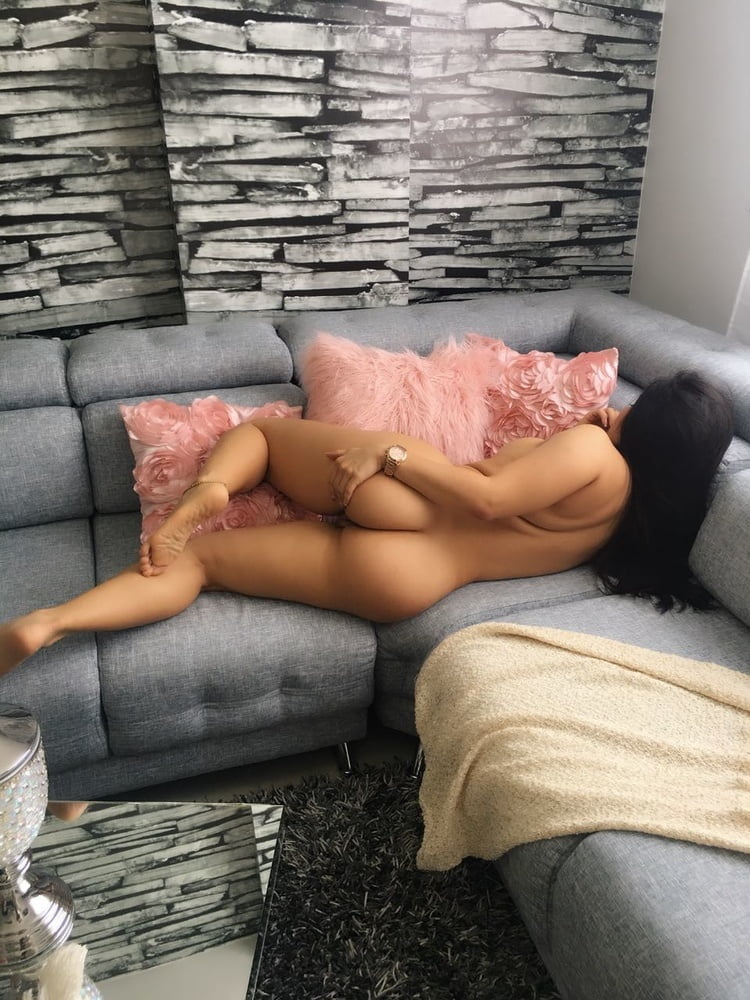 Latina diosa 4
 #97004375