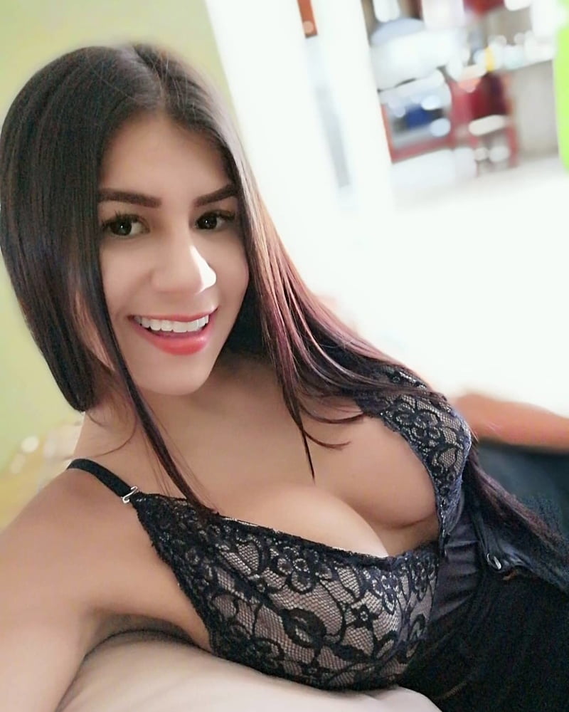 Latina diosa 4
 #97004708