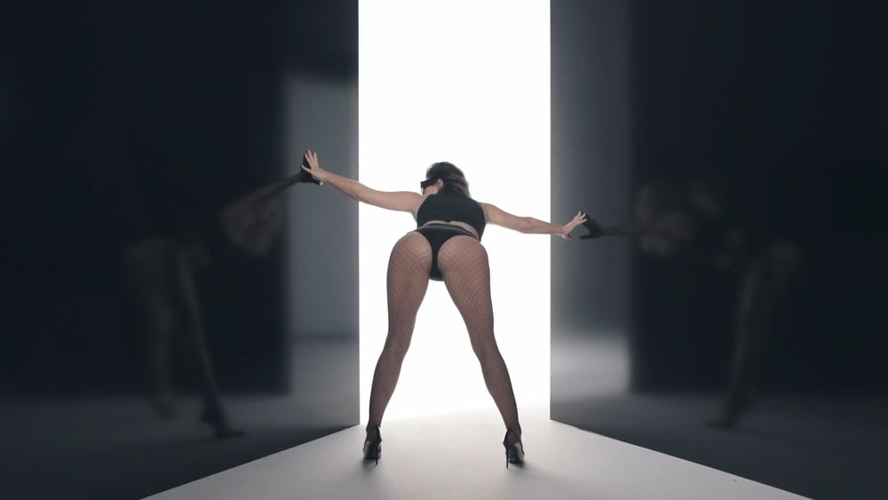 Tugba Ekinci - Son Dakika (2020) #89606272