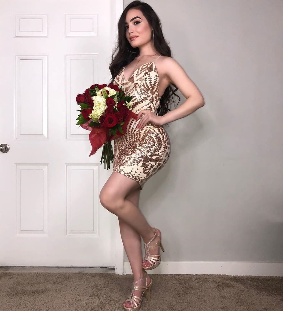 Sexy milf latina che ama la doppia perforazione anale foto (1)
 #88559779