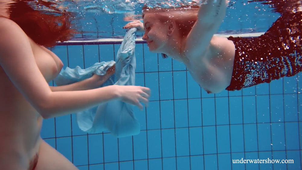 Dashka y vesta underwatershow
 #106775262