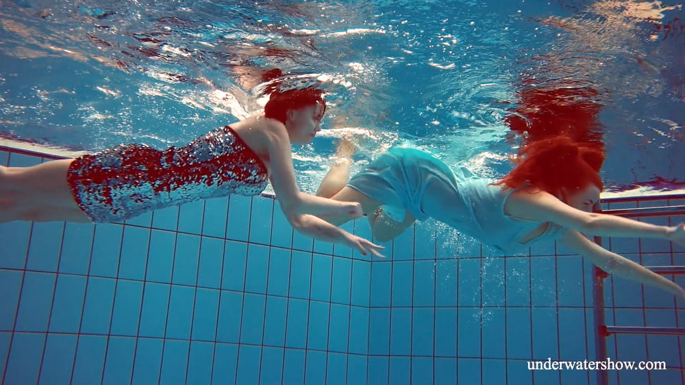 Dashka y vesta underwatershow
 #106775278