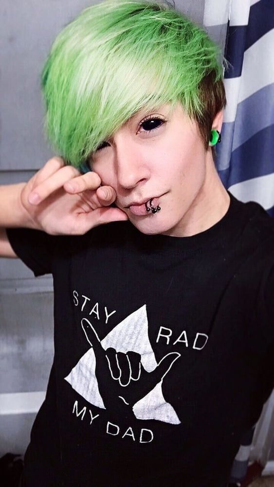 Chicas de chico 5
 #88600635