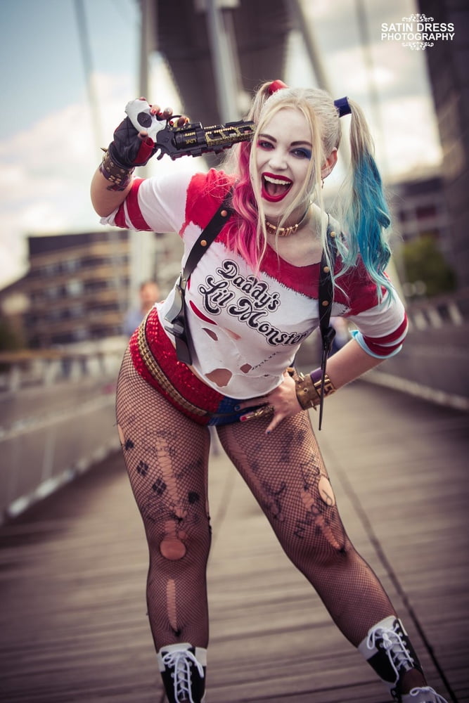 Harley quinn
 #93290861