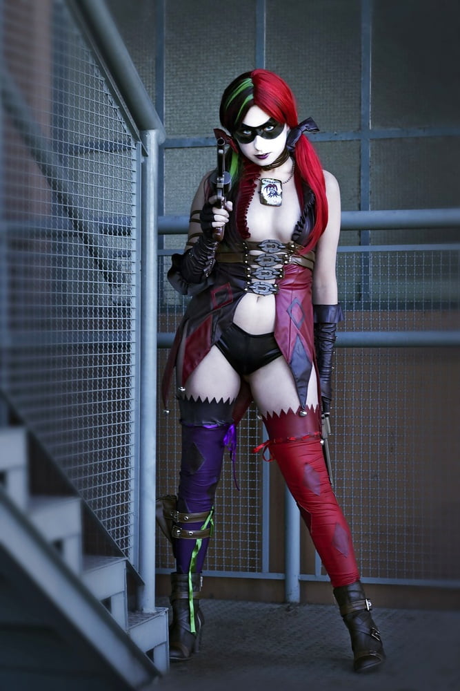 Harley quinn
 #93291389