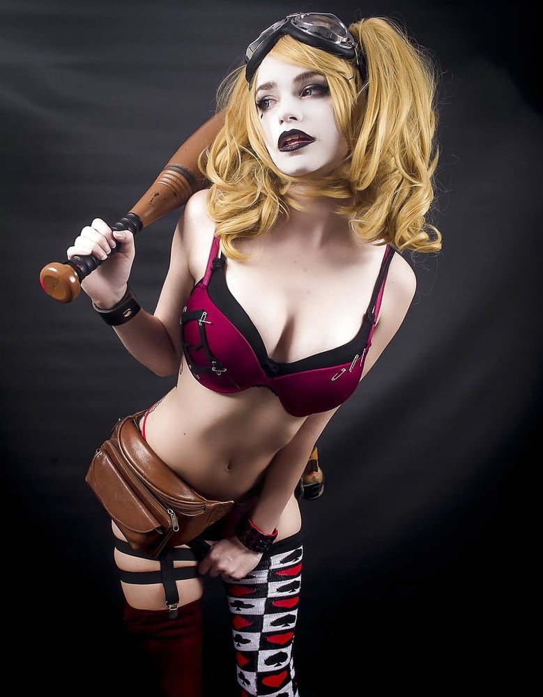 Harley quinn
 #93291752