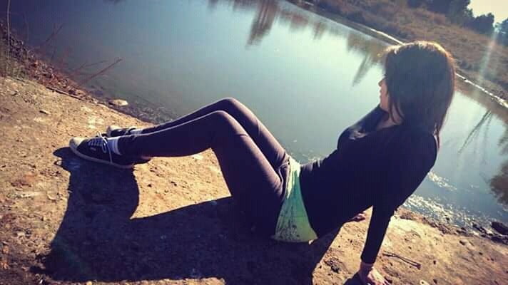 Ein wunderbares Mädchen
 #97446458