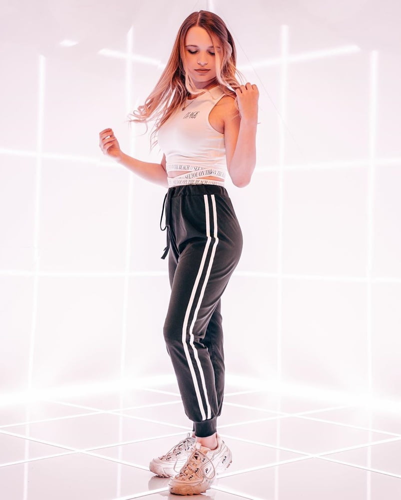 Lisa Kueppers #82202702