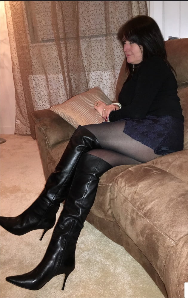 Milfs & Gilfs in Stiefeln Nr.13
 #102779380