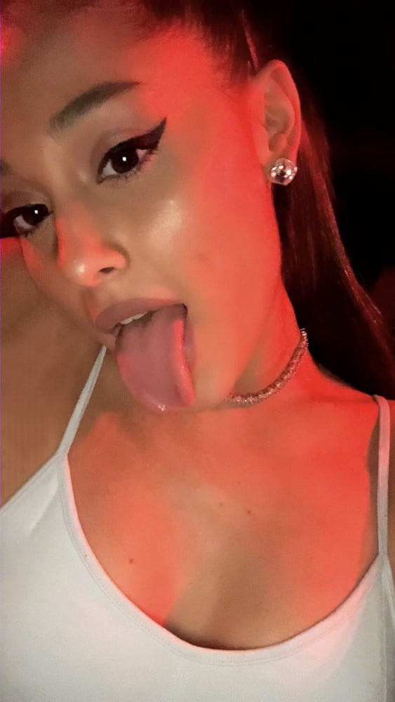 Ariana Grande 3881467