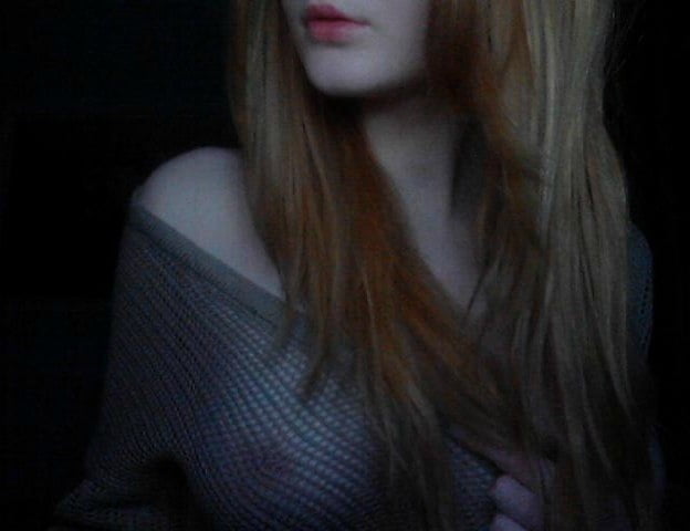 Pale blondie #104434207