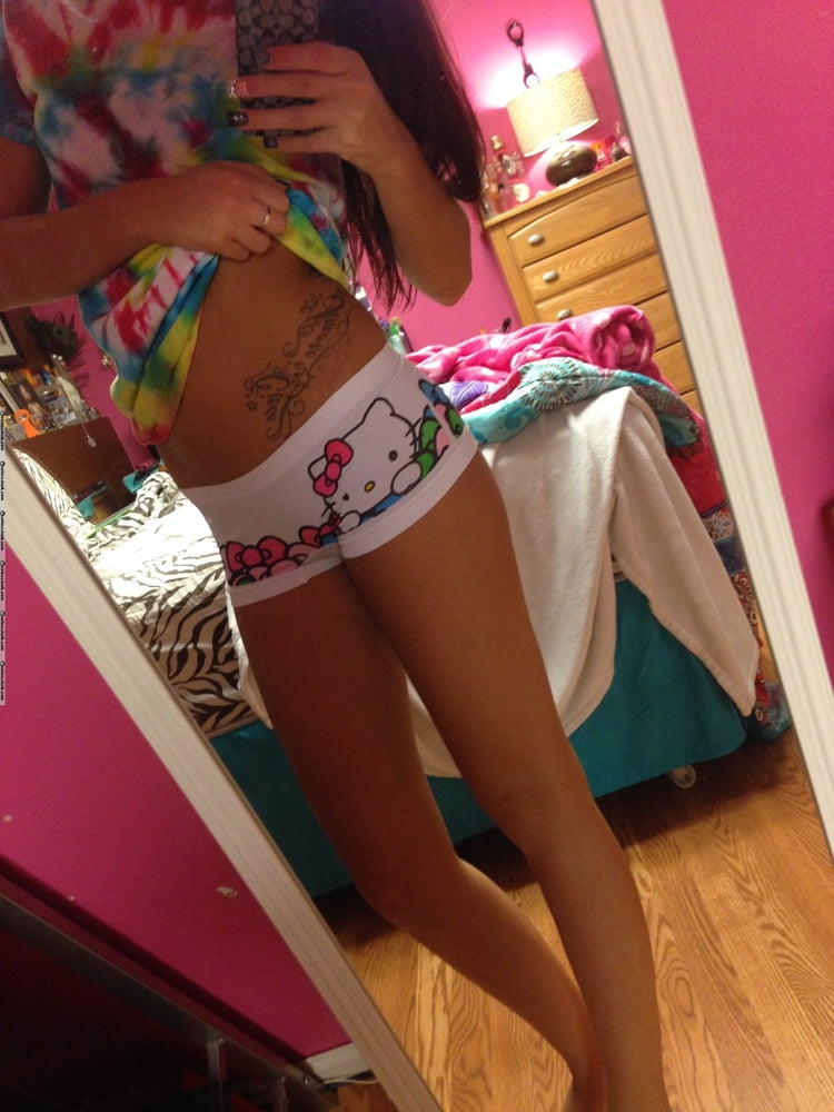 露出した妻たち7
 #93106620