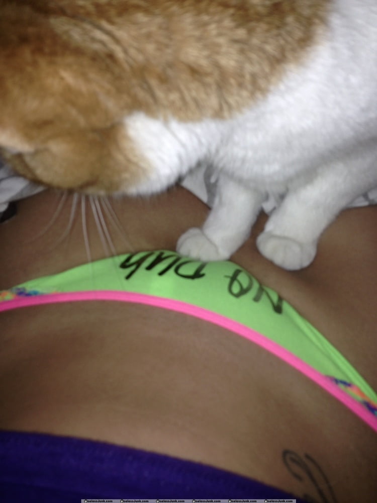 露出した妻たち7
 #93106639