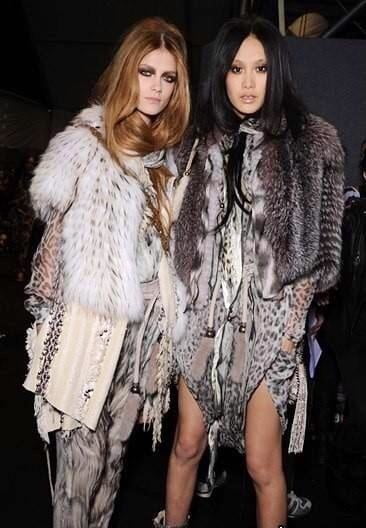 Sexy women #196
 #92914414