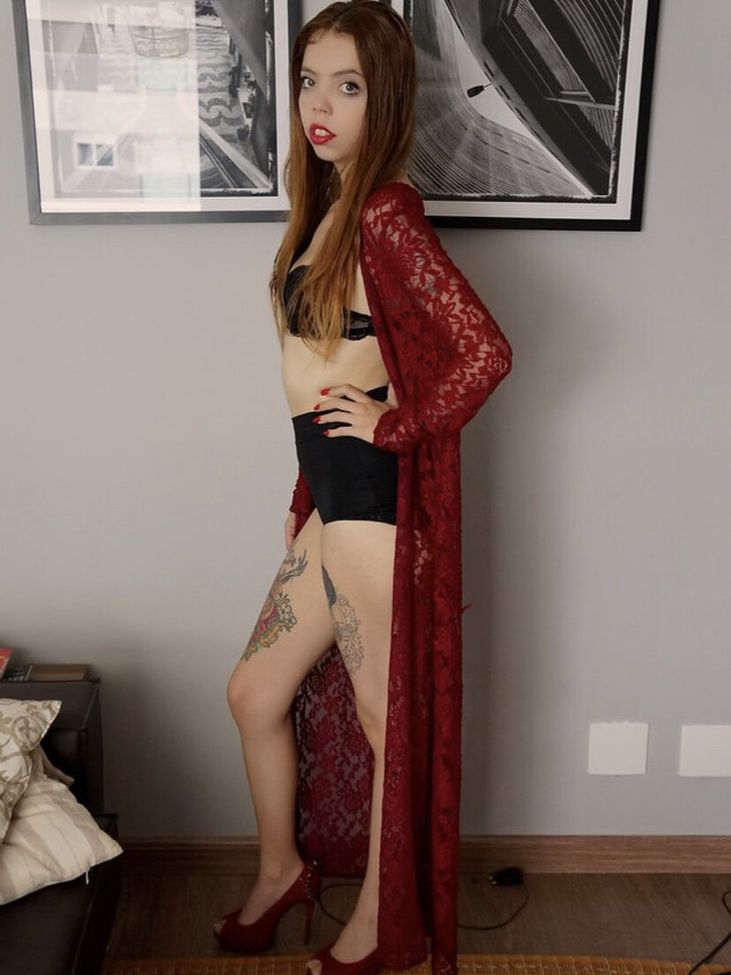 Lorena Schineider desnuda #108379625