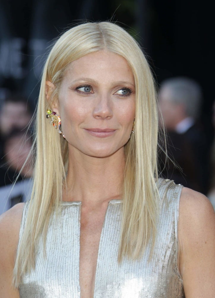Sexy gwyneth - 2011
 #98789991