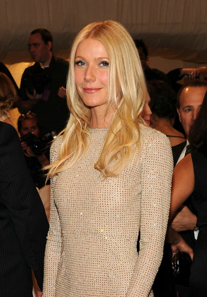 Sexy gwyneth - 2011
 #98790051