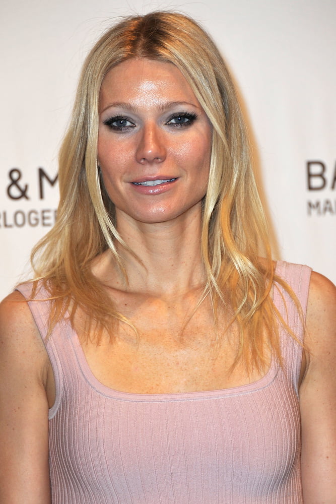 Sexy gwyneth - 2011
 #98790057