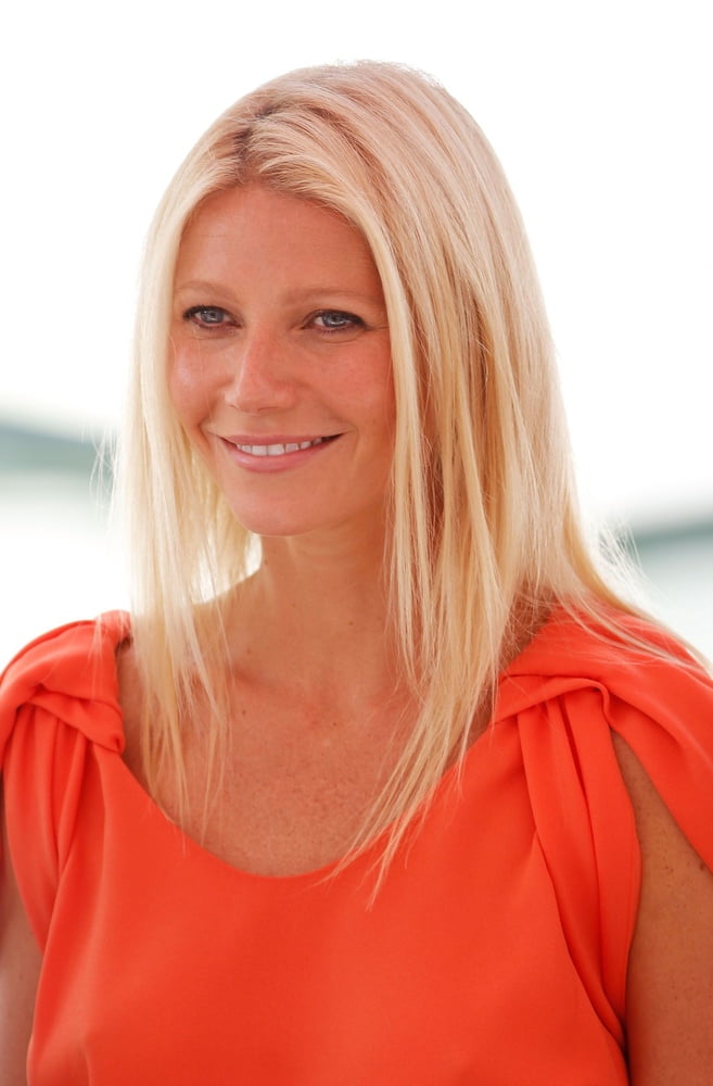 Sexy gwyneth - 2011
 #98790081