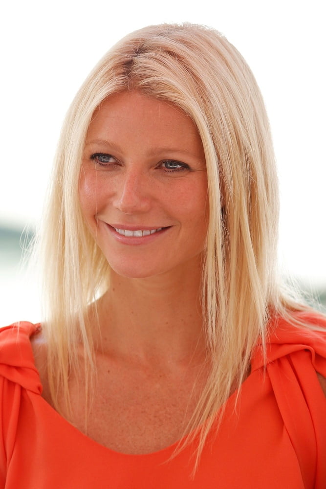 Sexy gwyneth - 2011
 #98790087