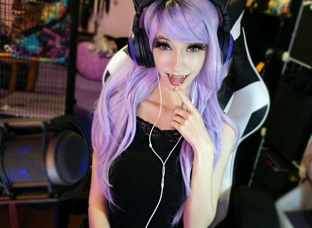 Faellu desnuda #108181592