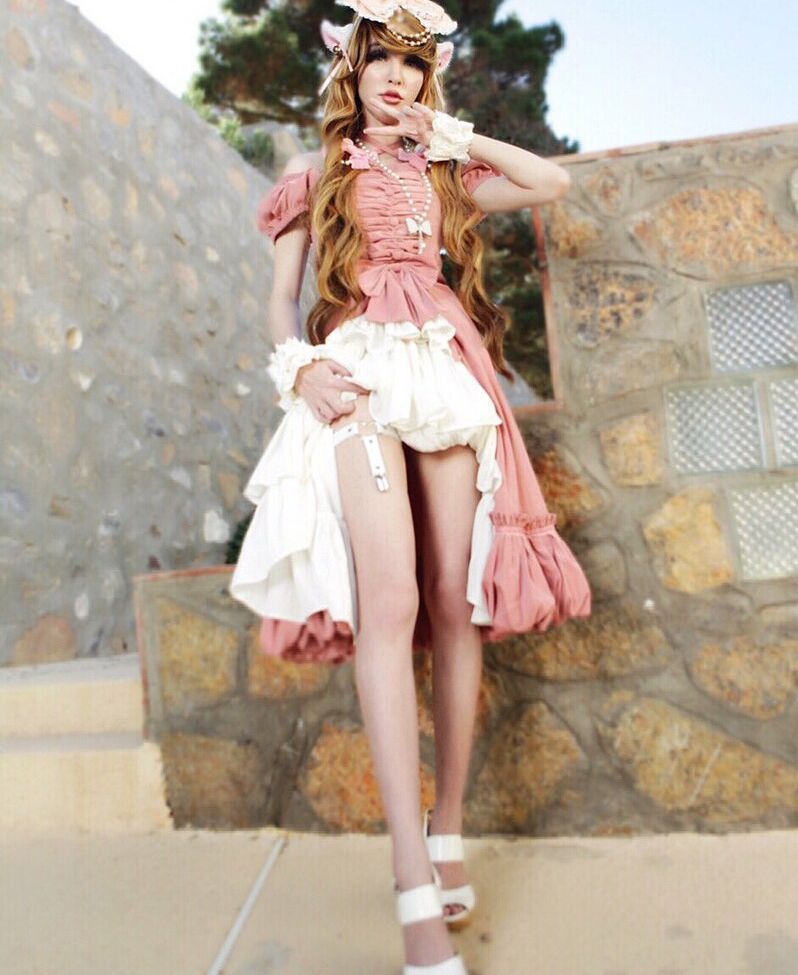 Faellu desnuda #108181632