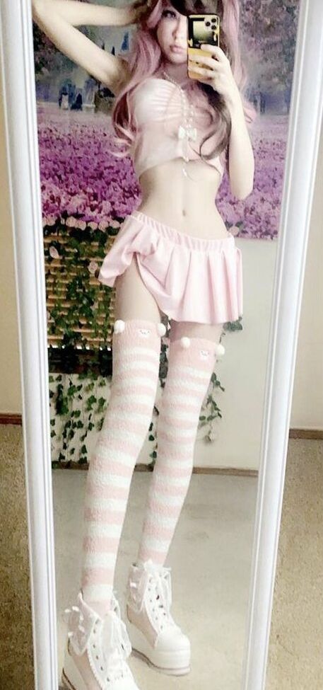 Faellu desnuda #108181682