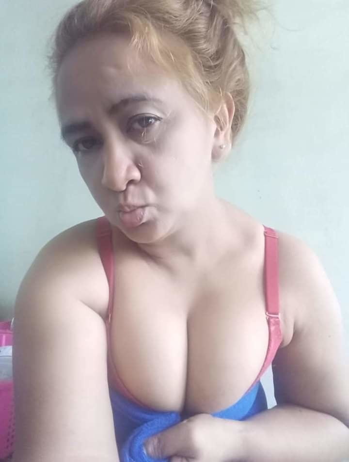 Tetek besar janda #94052091