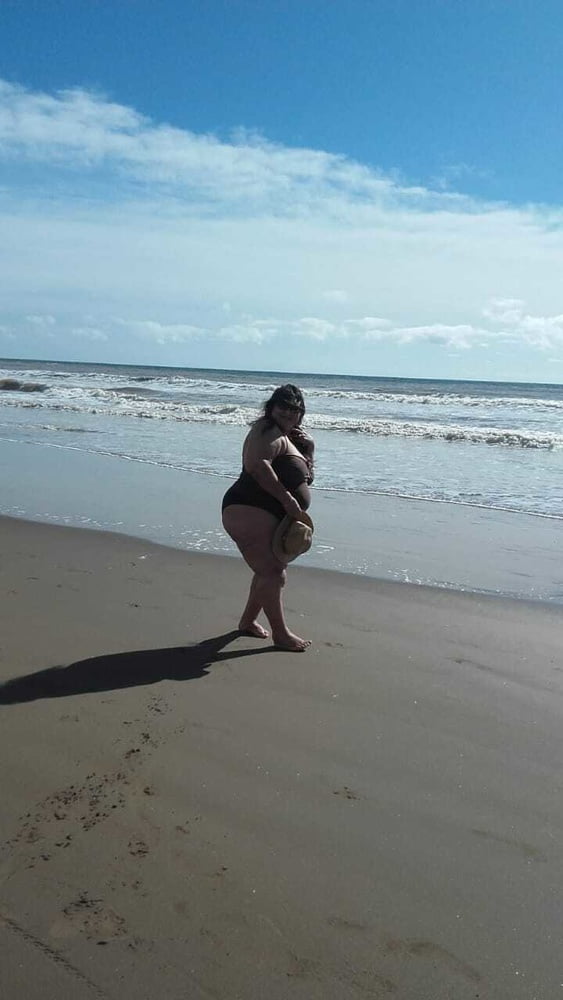 Gordita Madurita #90779620