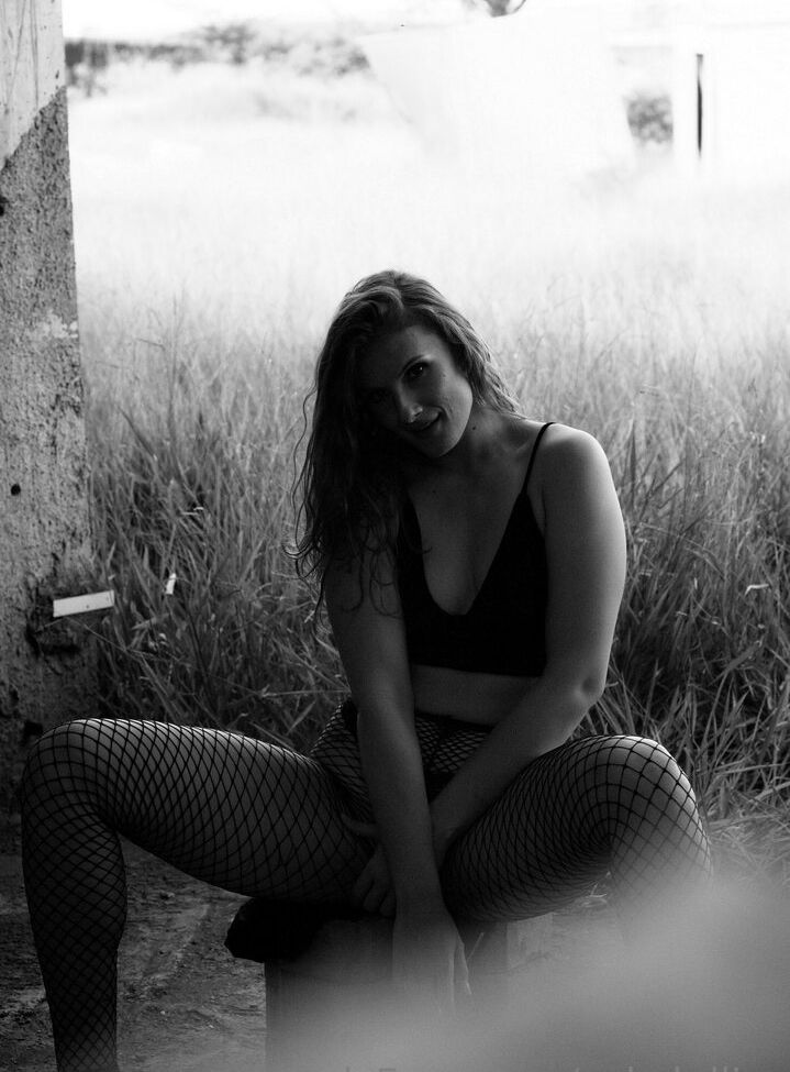 Valquíria Dullius nude #109769016
