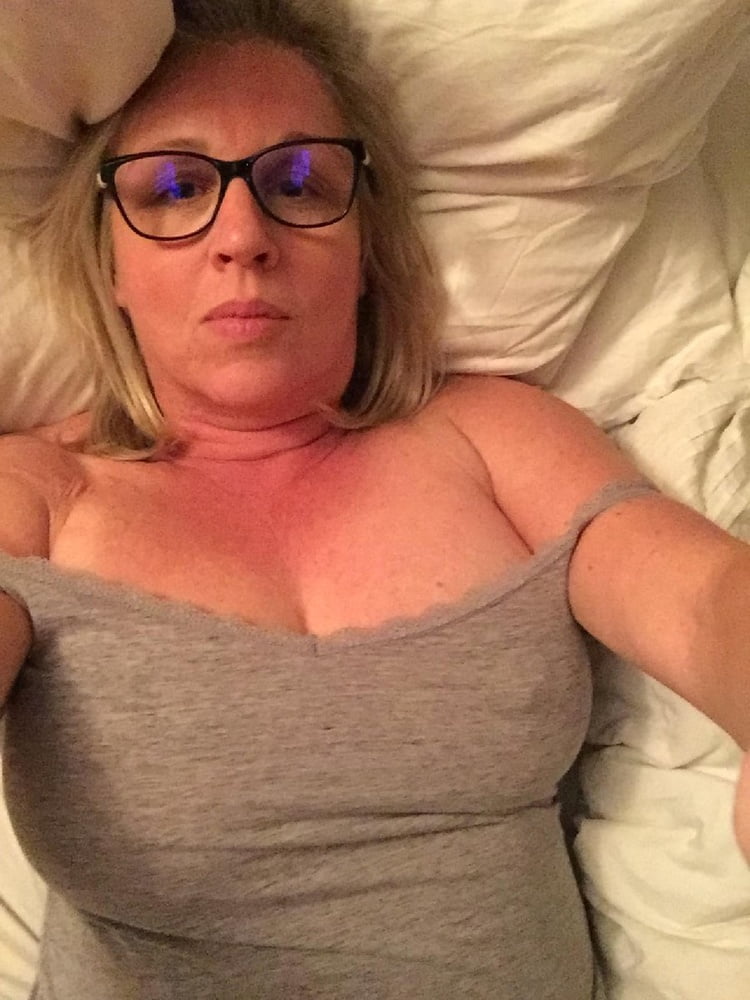 Sexy as fuck Chunky MILF Slut #98168189