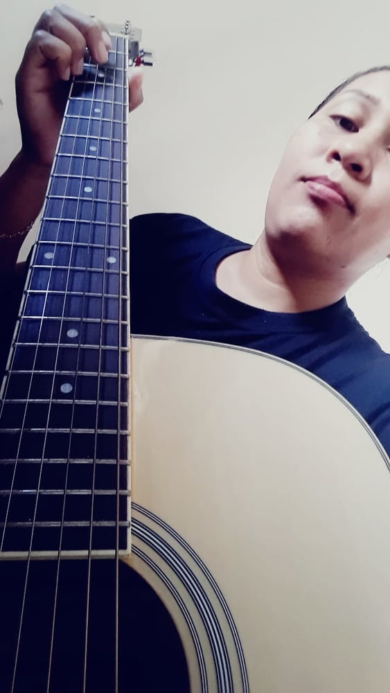 一人暮らしの女性
 #92969789