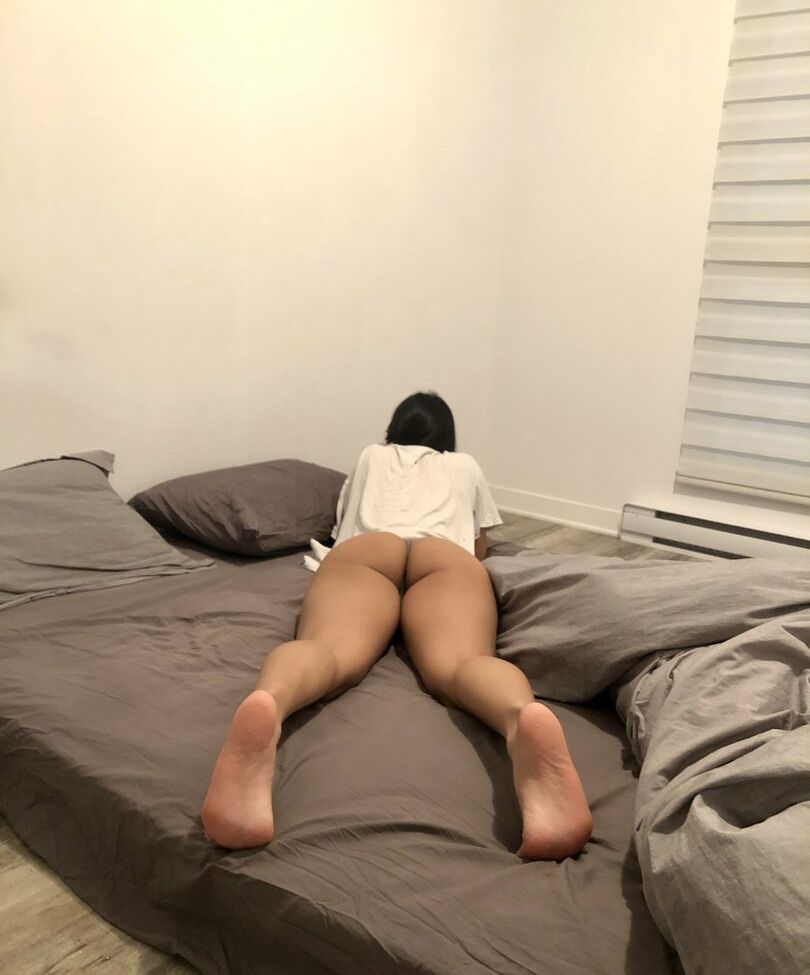 Bootysothick nude #109633804