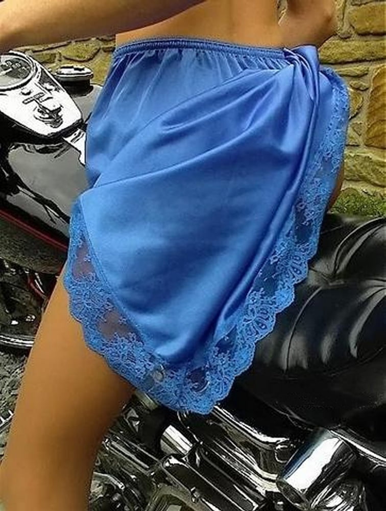 Silky lingerie lacy slips sexy culottes et plus
 #89273143