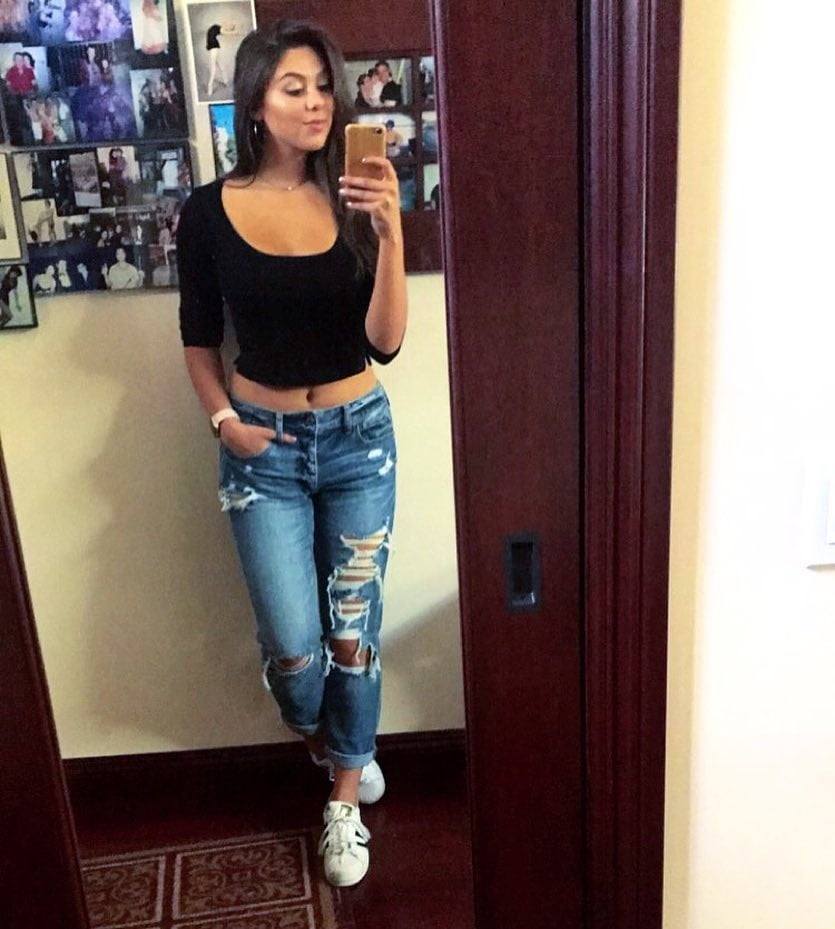 Kira kosarin
 #81944499