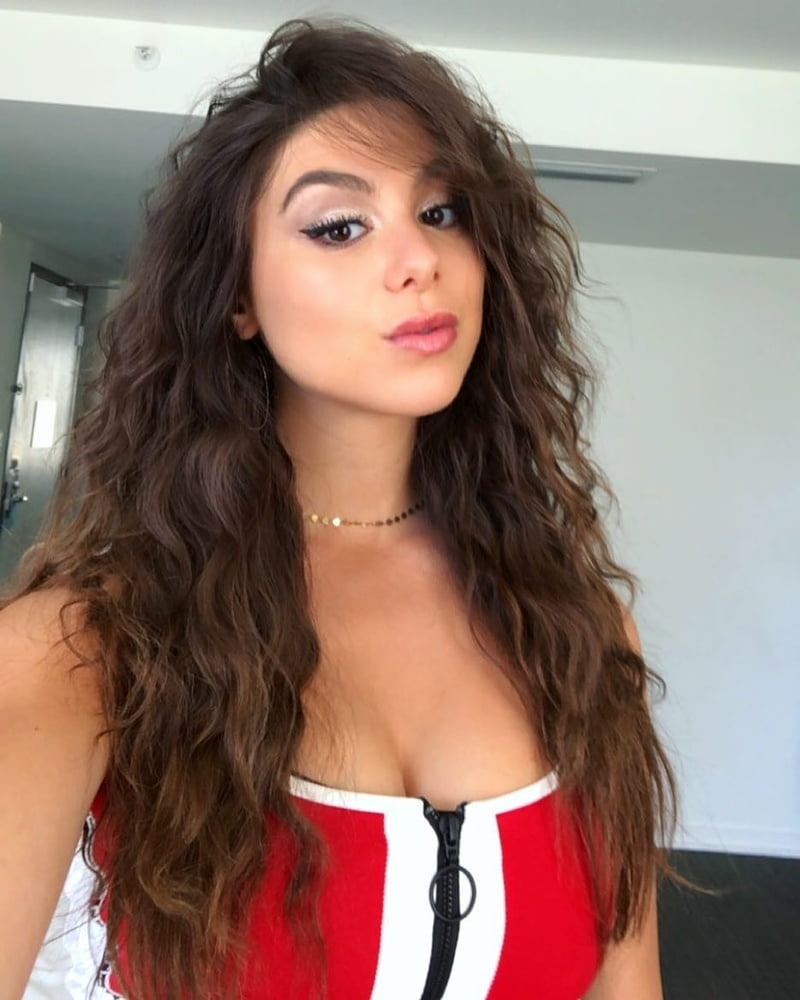 Kira kosarin
 #81944665