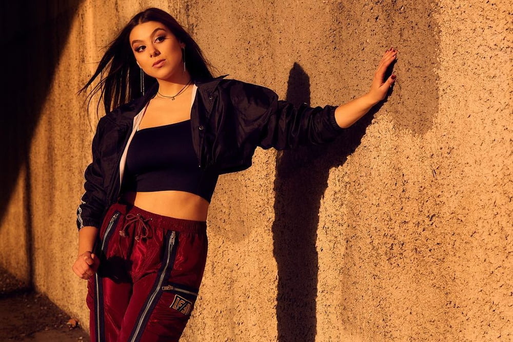 Kira kosarin
 #81944711