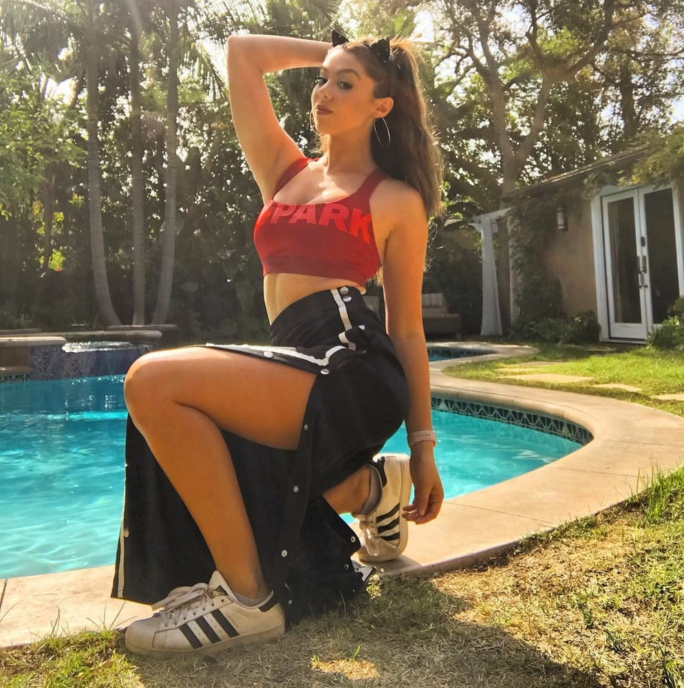 Kira kosarin
 #81945064