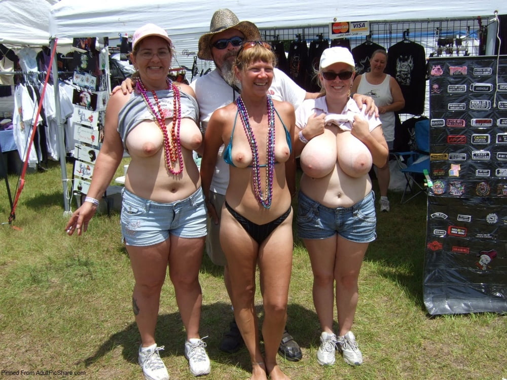 WHITE TRASH LADIES 3 #90103451